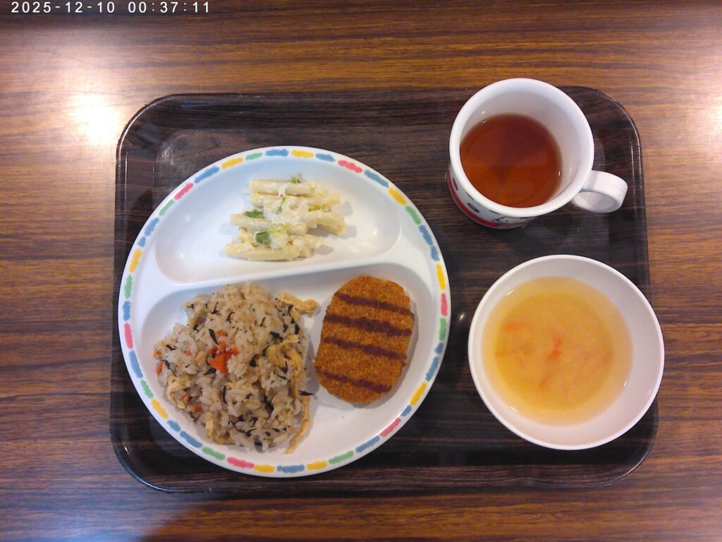 2025年12月8日（月）